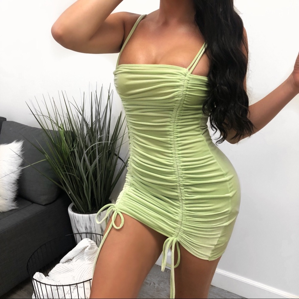 Velvet green dress 💚